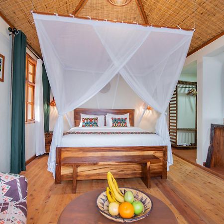 Gorilla Leisure Lodge Kisoro Esterno foto