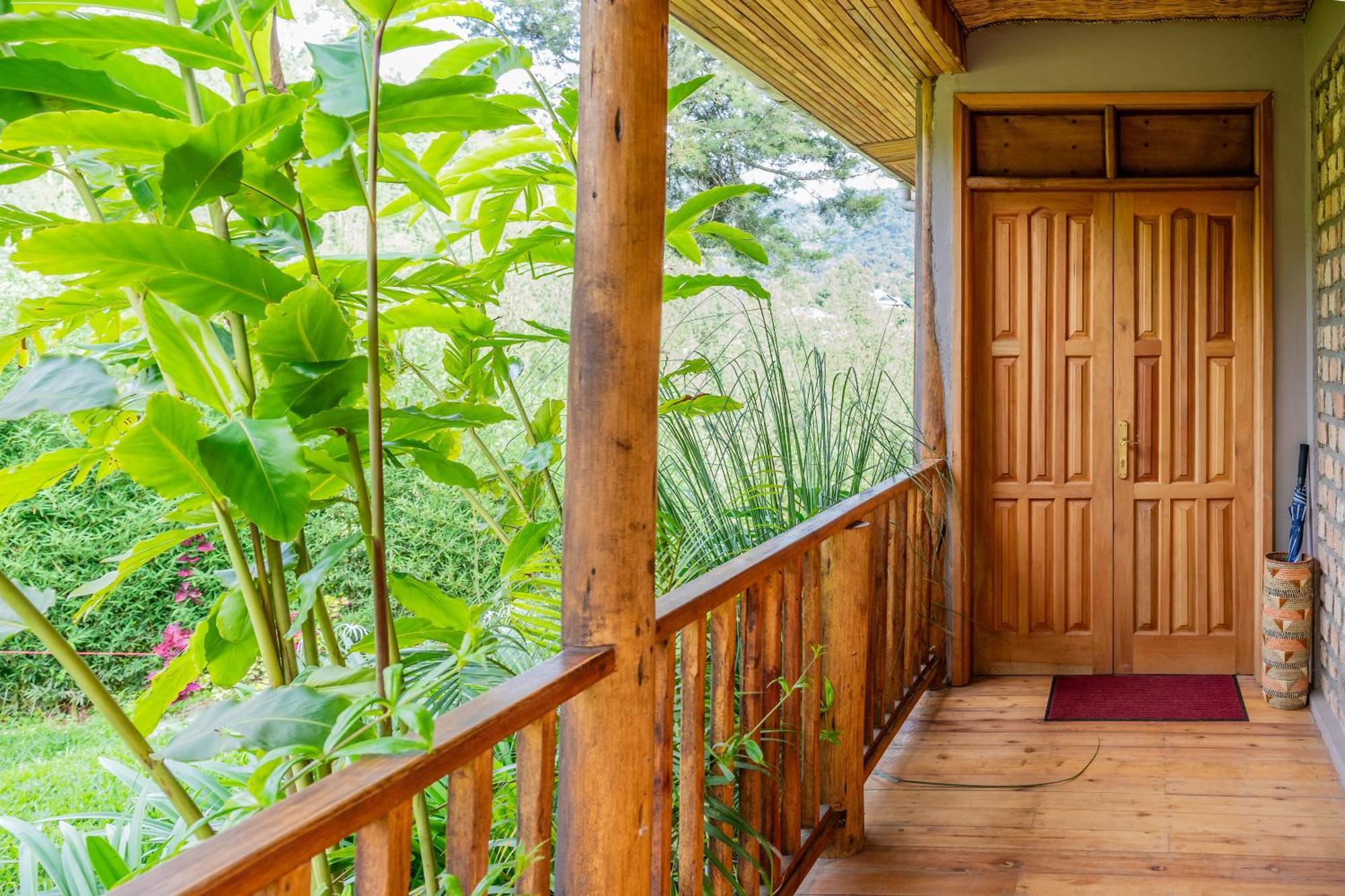 Gorilla Leisure Lodge Kisoro Esterno foto
